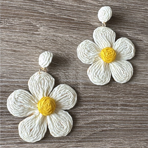 Bohemian flower earrings A537 - Picture 2 of 4